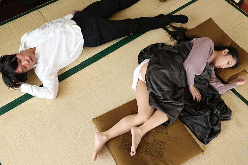 Cấp trên nhờ cấp dưới thử lòng vợ và cái kết đắng lòng